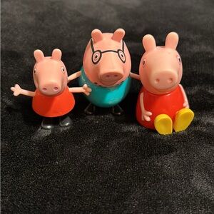 Peppa Pig Family Toy Set - Red and Blue